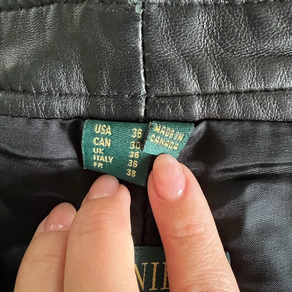 Danier VINTAGE Leather Pants - Picture 3 of 5
